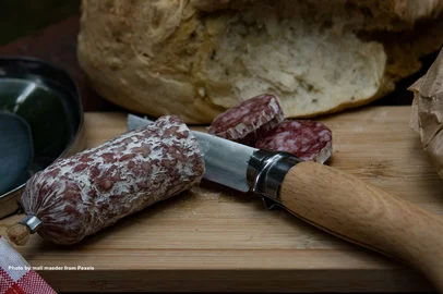 salami-on-cutting-board-bread-knife